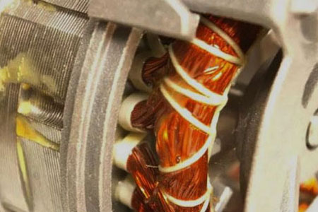 Остановка электродвигателей в отсутствие рабочих операций